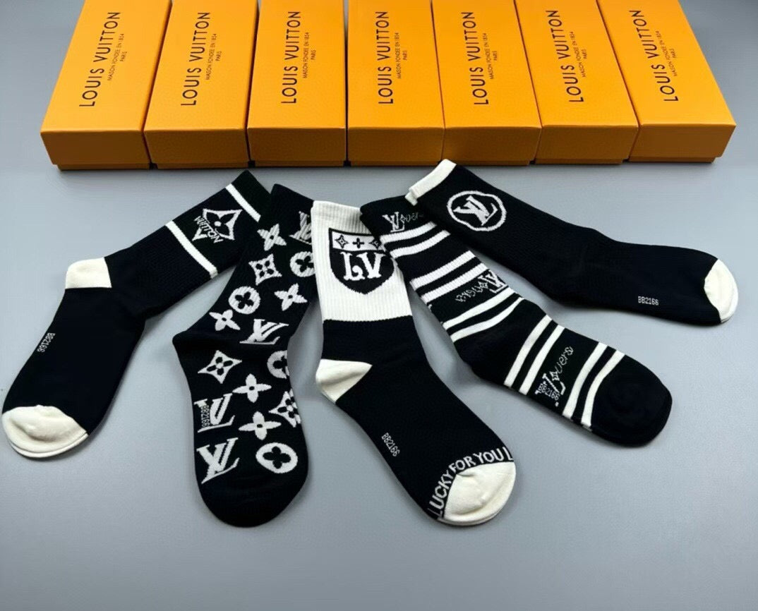 Louis Vuitton Cotton Crew Socks – 5-Pair Set #005