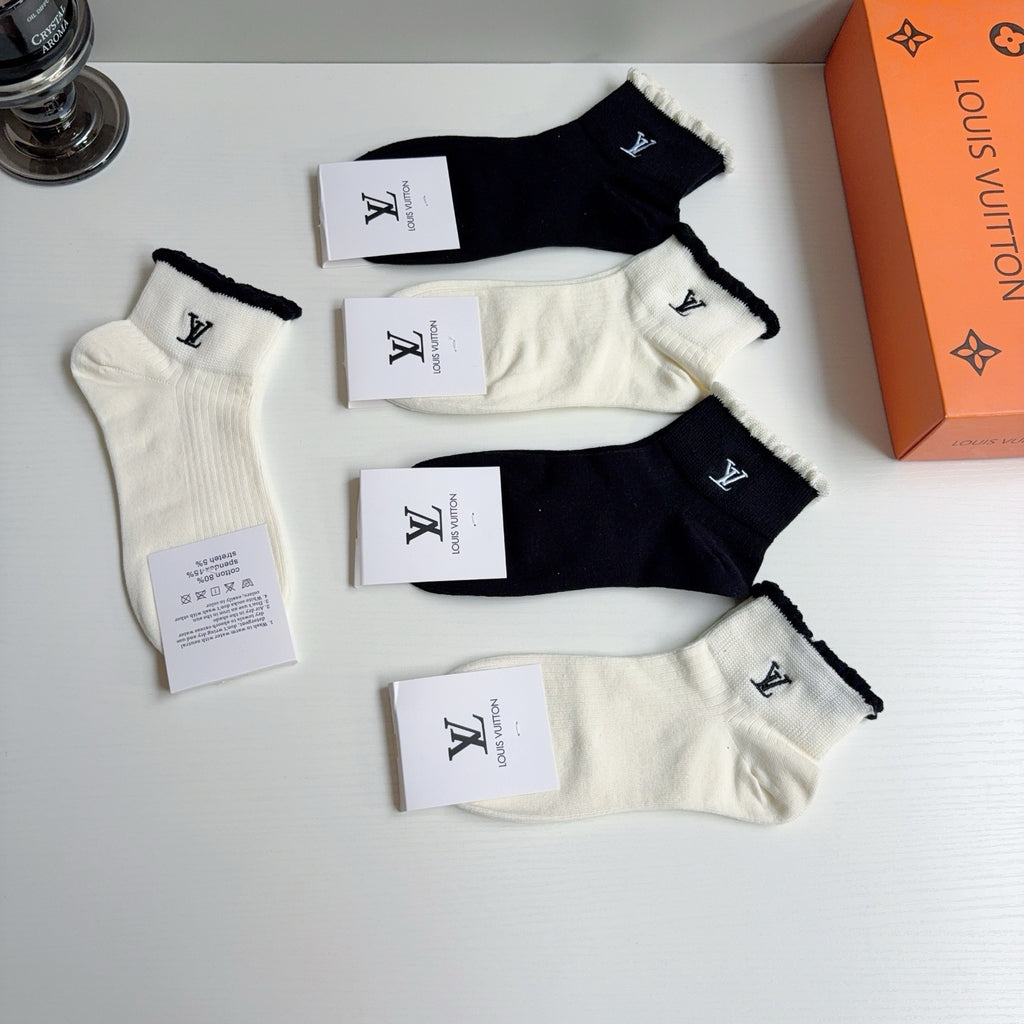 Louis Vuitton Cotton Ankle Socks – 5-Pair Set #002