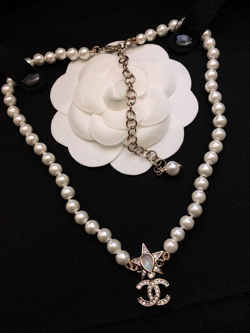 CHANEL Necklace