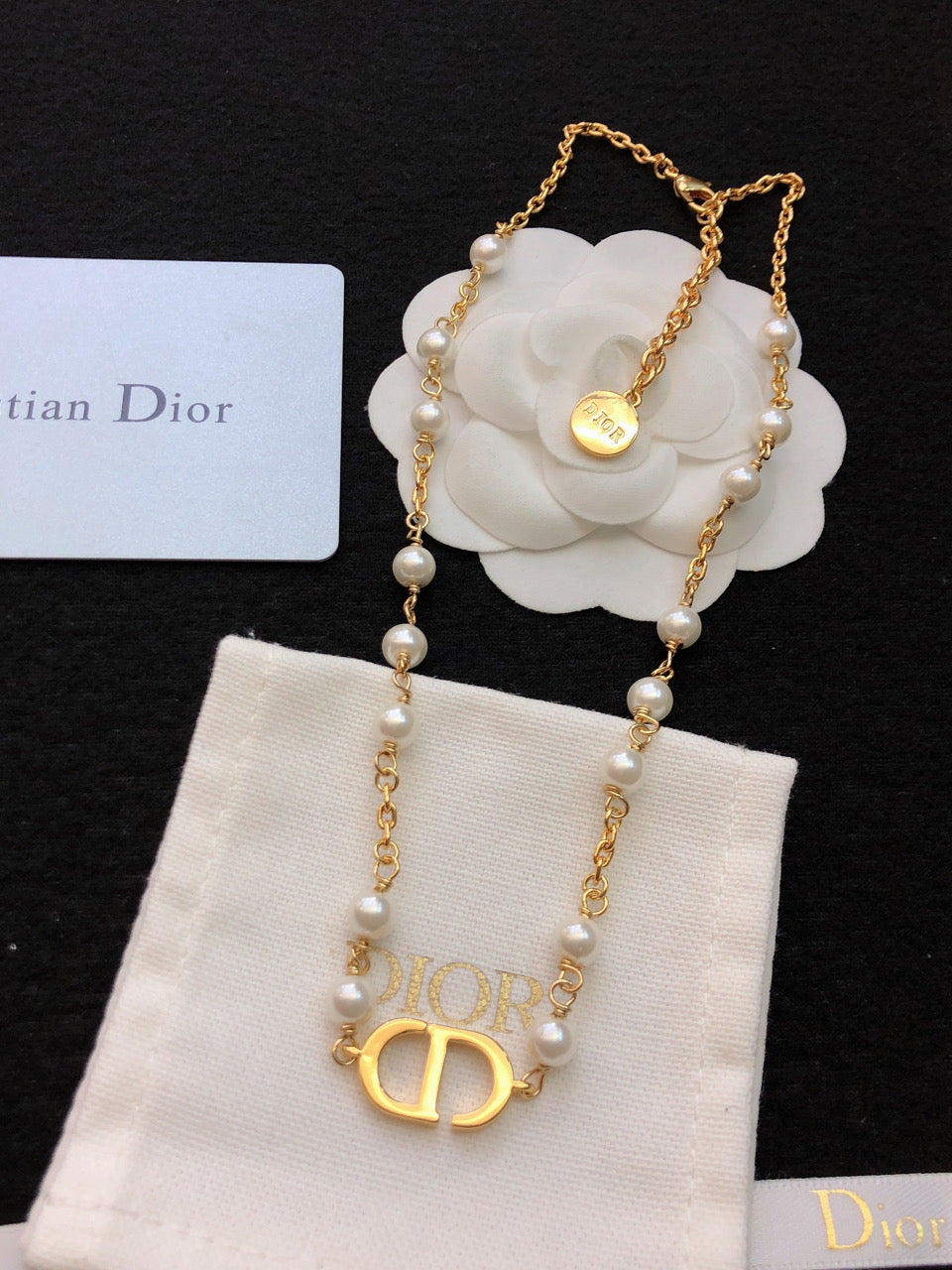 DIOR Pearl Vintage Necklace