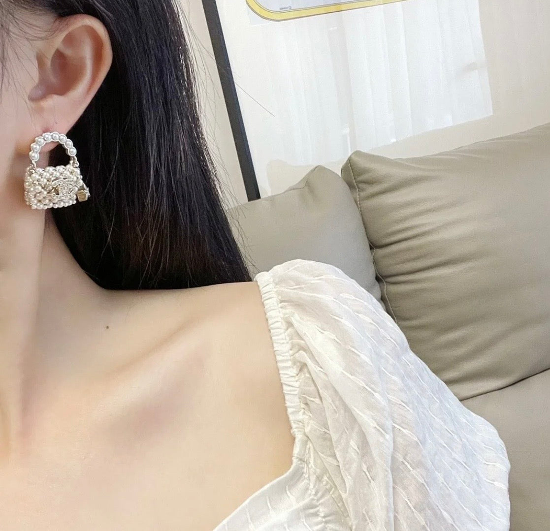 CHANEL P105 Pearl Earrings