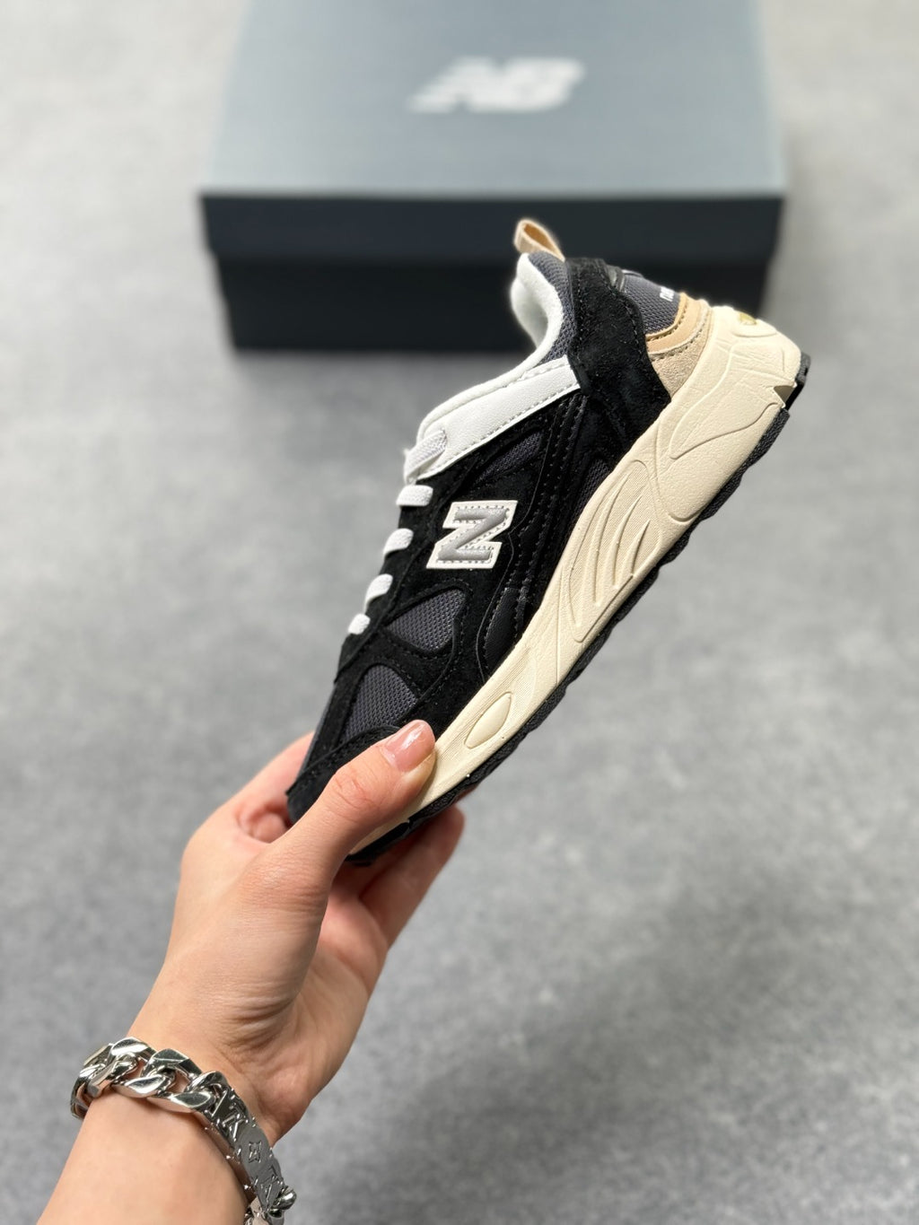 New Balance 160 - Image 3
