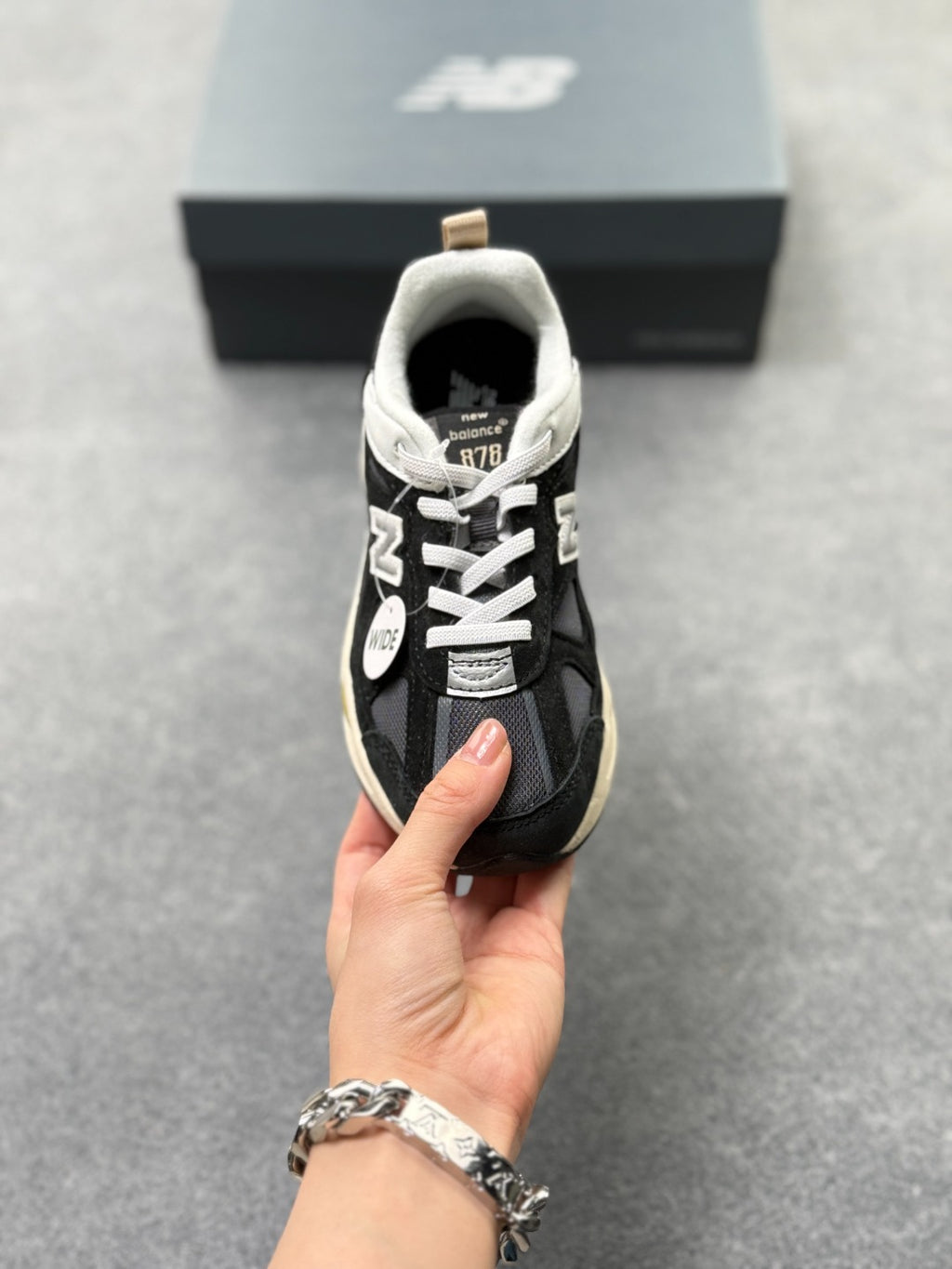 New Balance 160 - Image 2