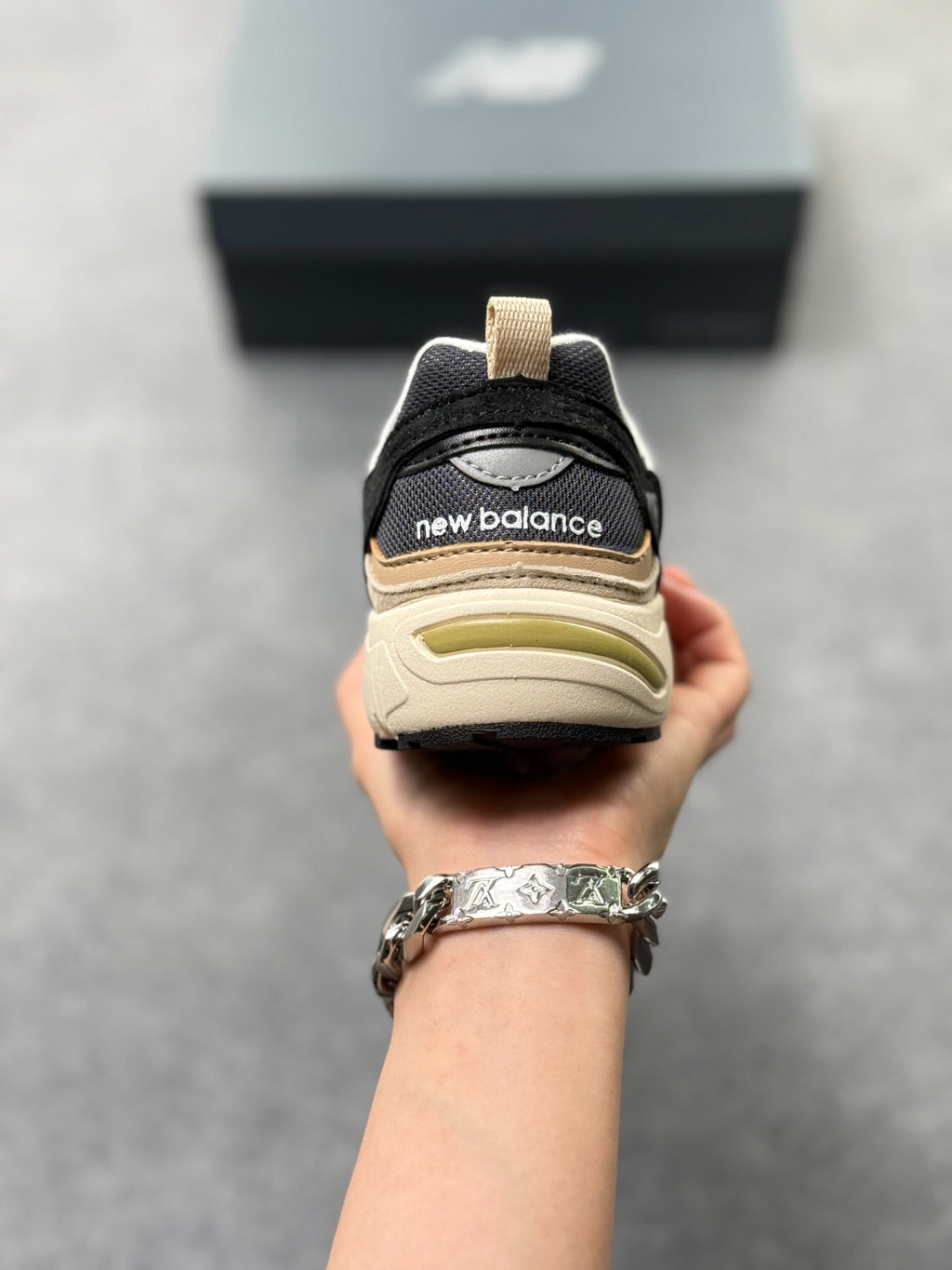 New Balance 160 - Image 4