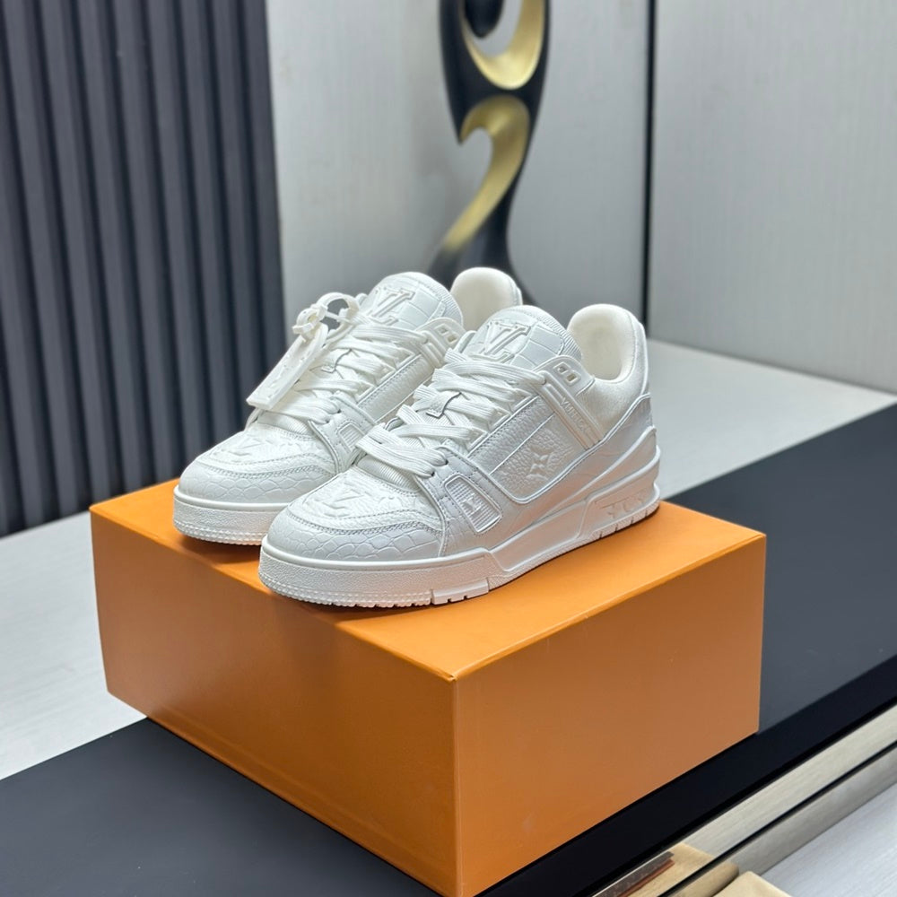Louis Vuitton Run Away Sneaker | Monogram Jacquard