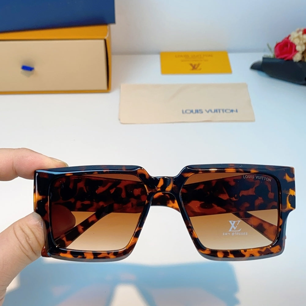 LOUIS VUITTON Fashion Sunglasses