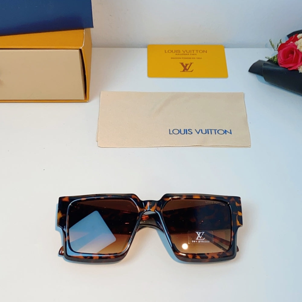 LOUIS VUITTON Fashion Sunglasses